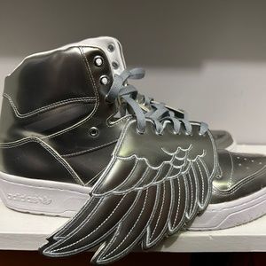 Silver Jeremy Scott Wings - Size 14